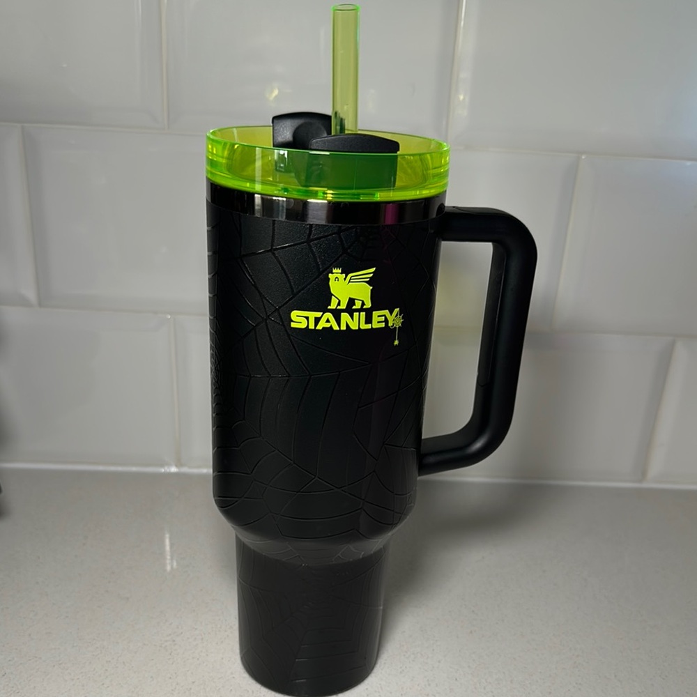 Stanley Halloween 2024 40oz